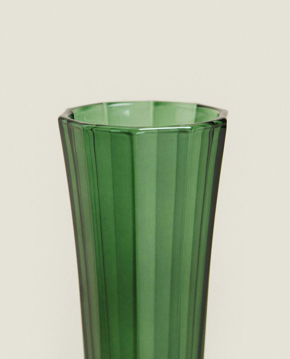 FACETED GLASSWARE SET