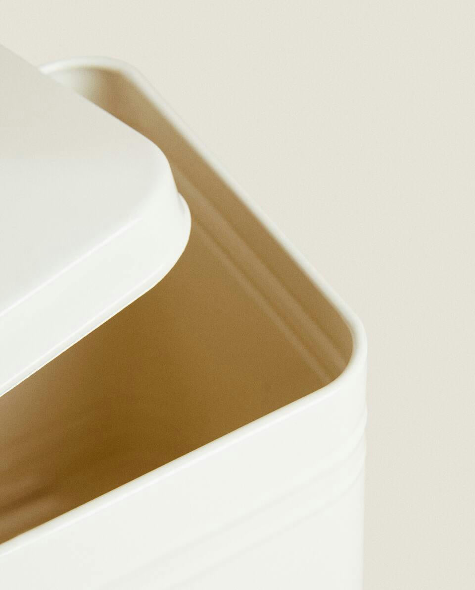 LAUNDRY TAB CONTAINER