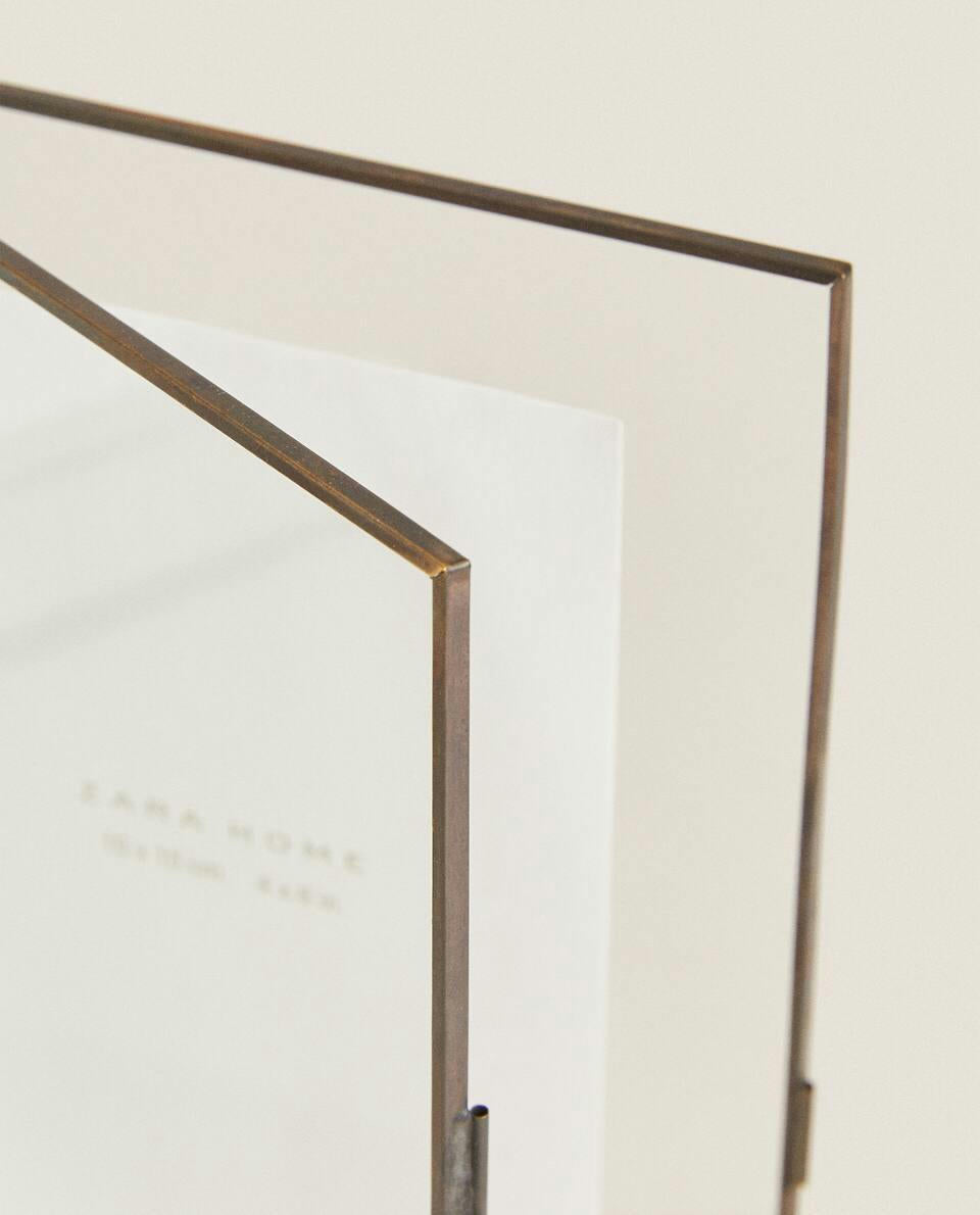 RECTANGULAR FRAME