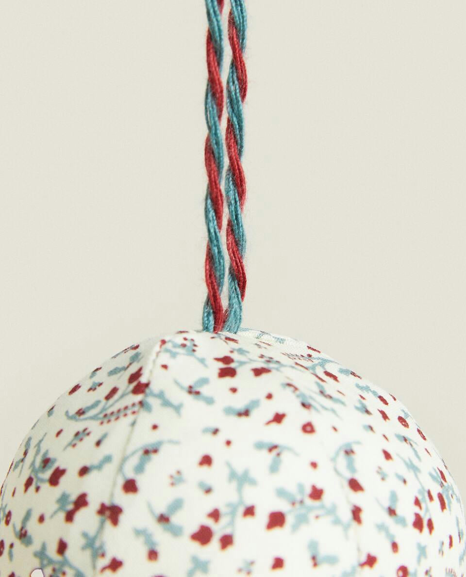 PACK OF CHRISTMAS PATCHWORK BAUBLE DECORATIONS (PACK OF 2)