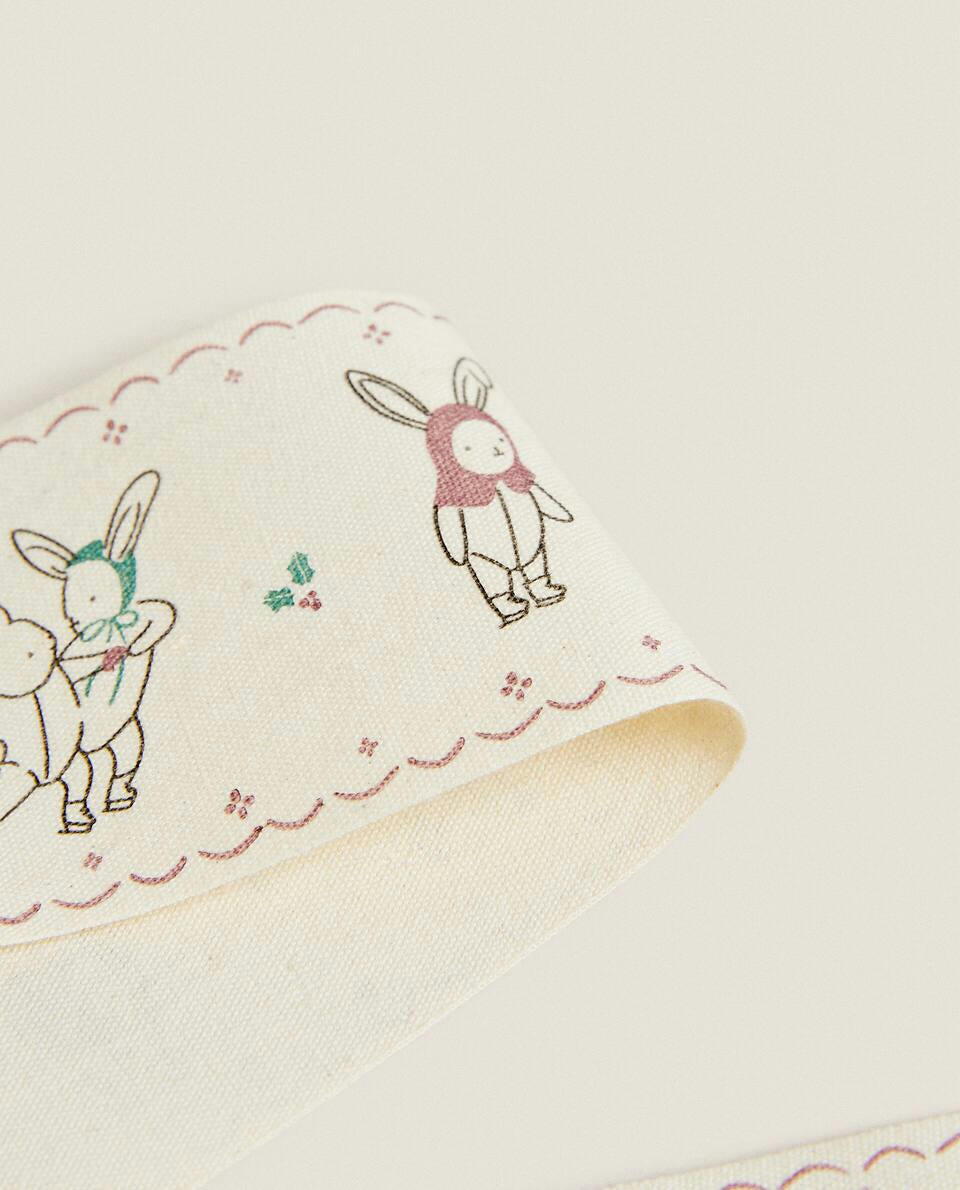CHILDREN¡¯S WRAPPING PAPER WITH CHRISTMAS BUNNY RABBITS