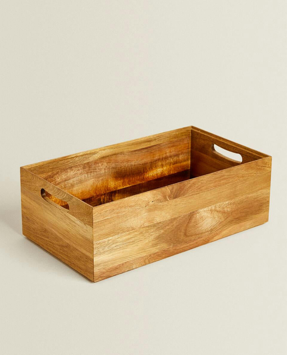 STORAGE BOX