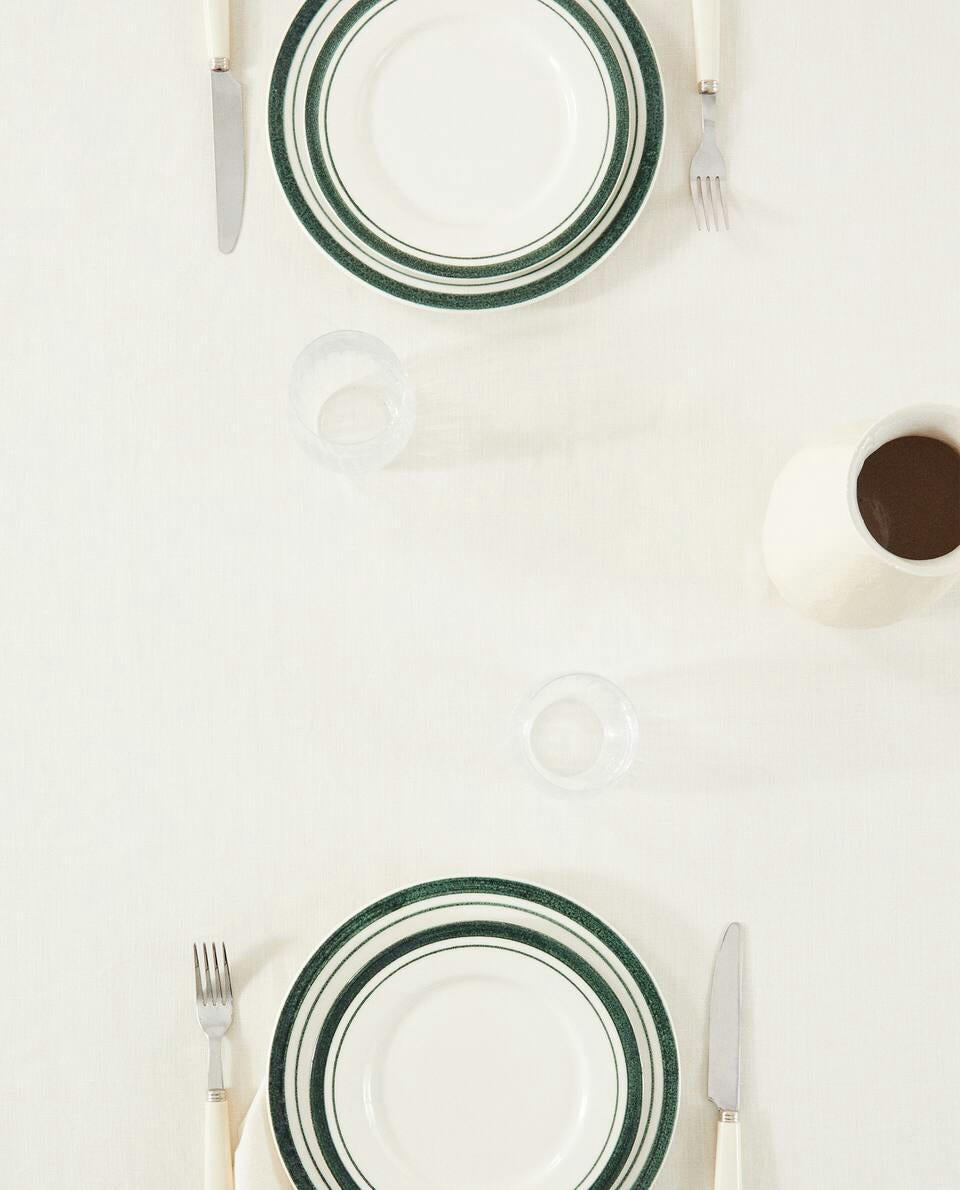 BASIC LINEN TABLECLOTH