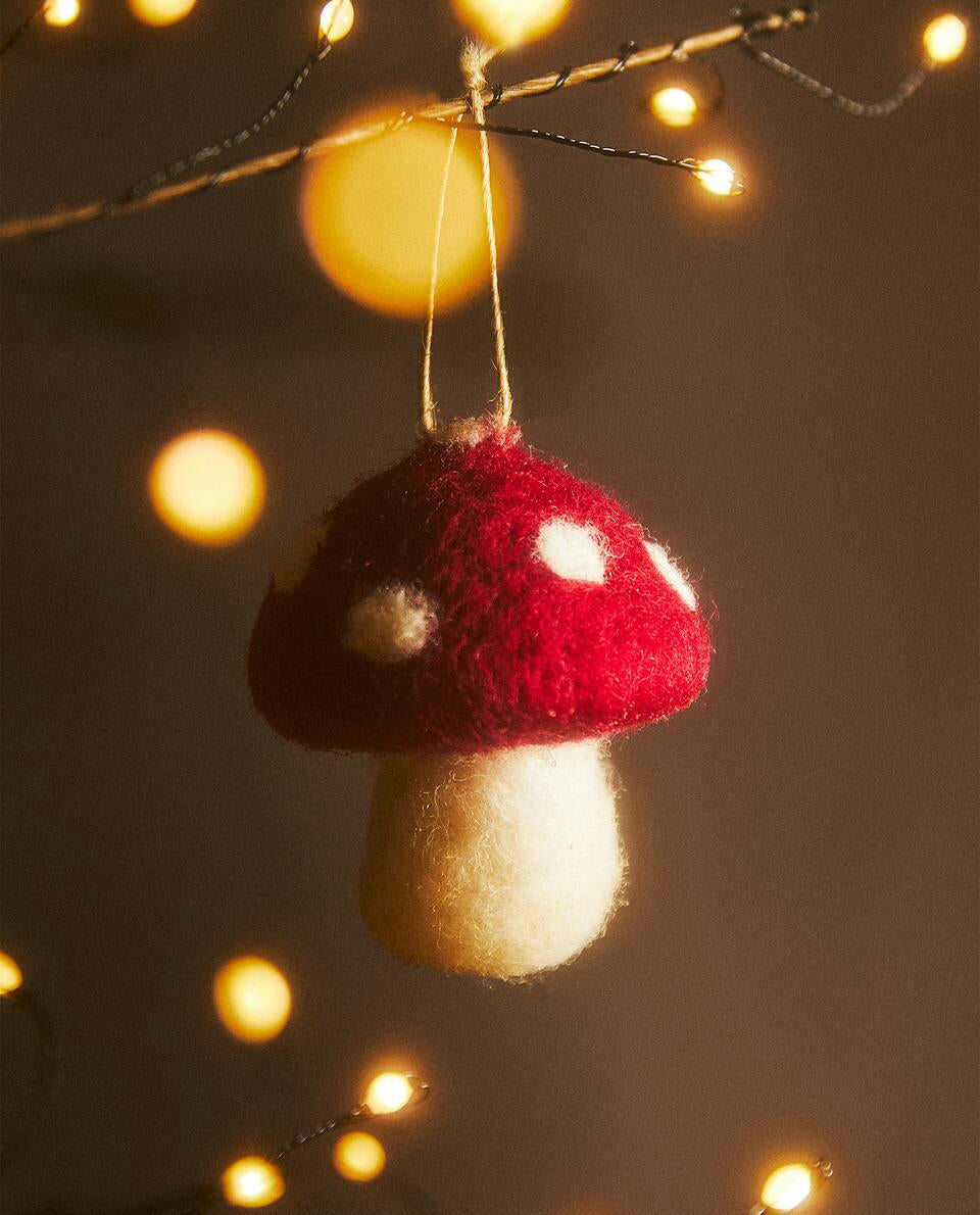 FELT MUSHROOM CHRISTMAS DECORATION