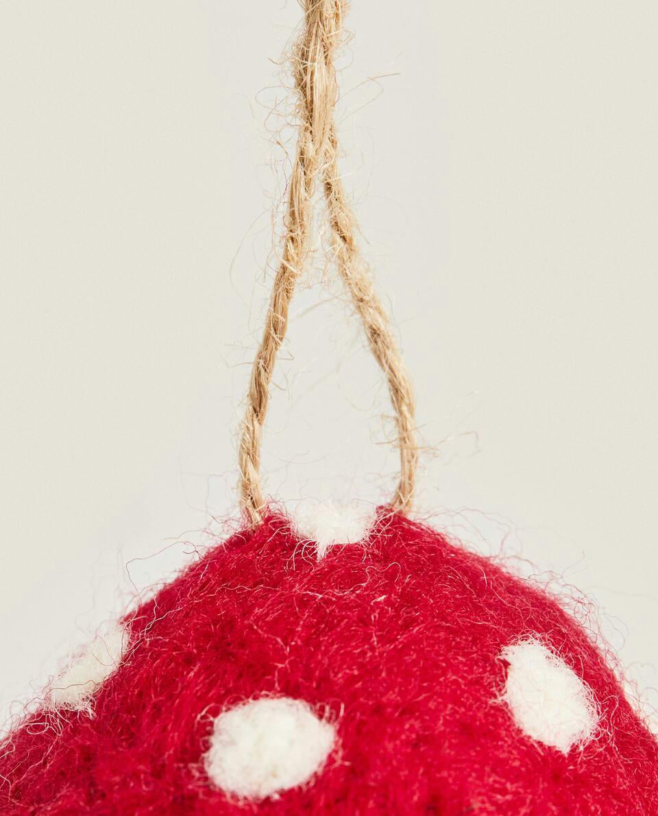 FELT MUSHROOM CHRISTMAS DECORATION