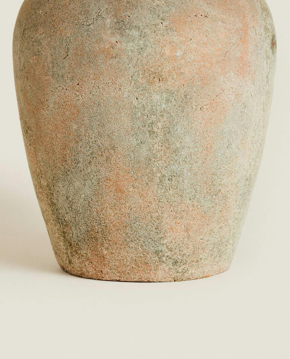 LAMP WITH CERAMIC BASE