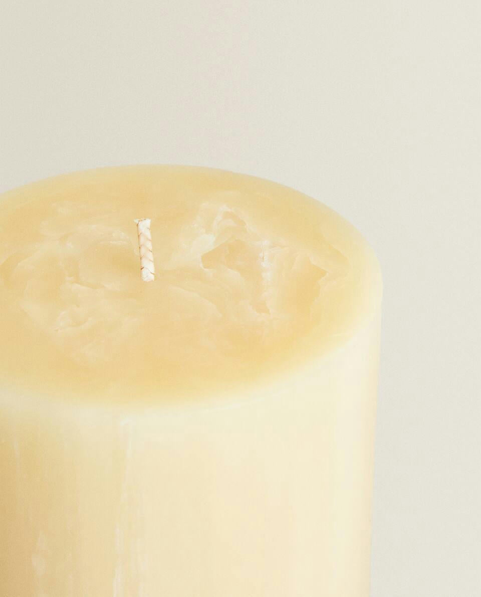 LONG CYLINDRICAL CANDLE