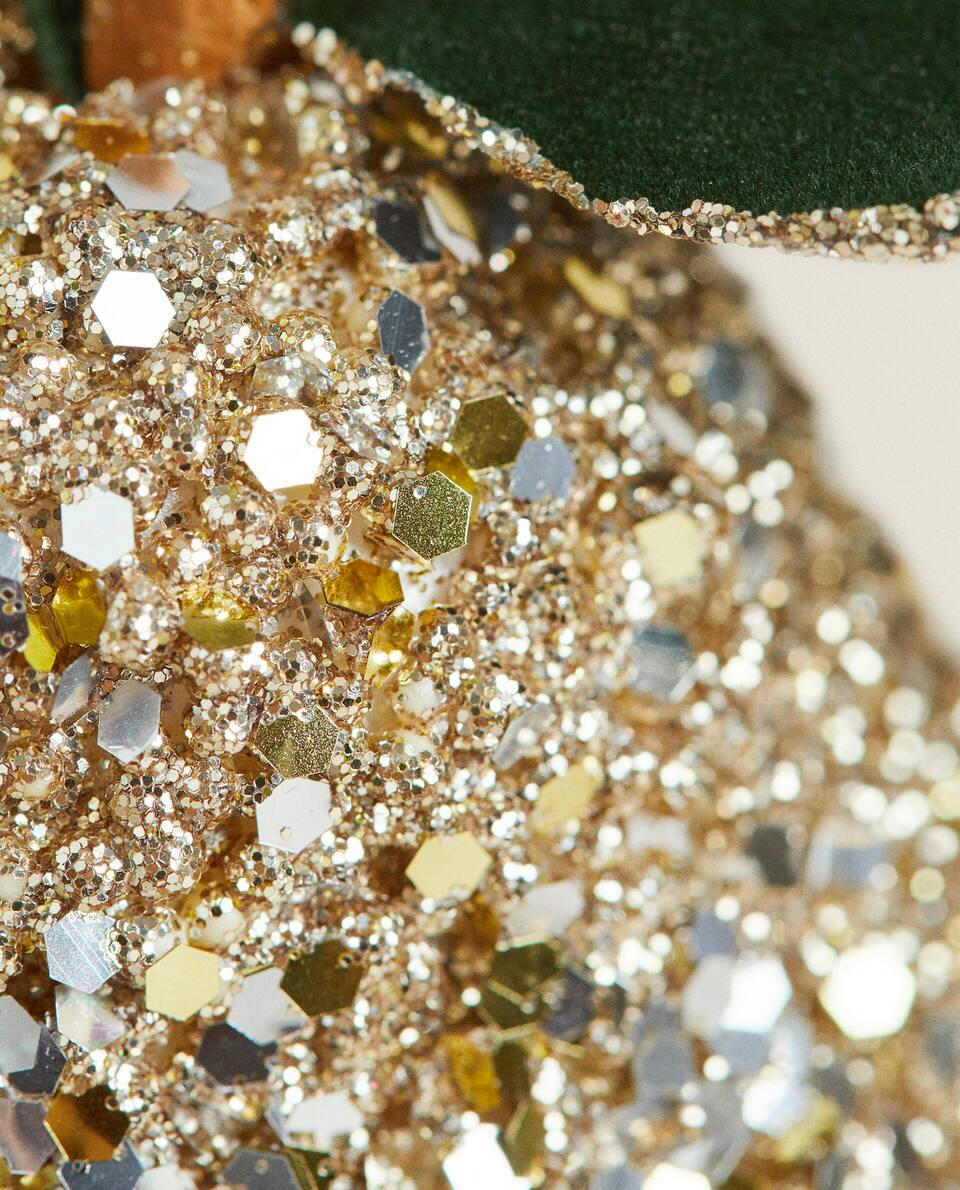 GLITTERY CHRISTMAS PEAR DECORATION