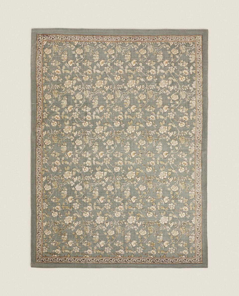 FLORAL PRINT BLOCK RUG