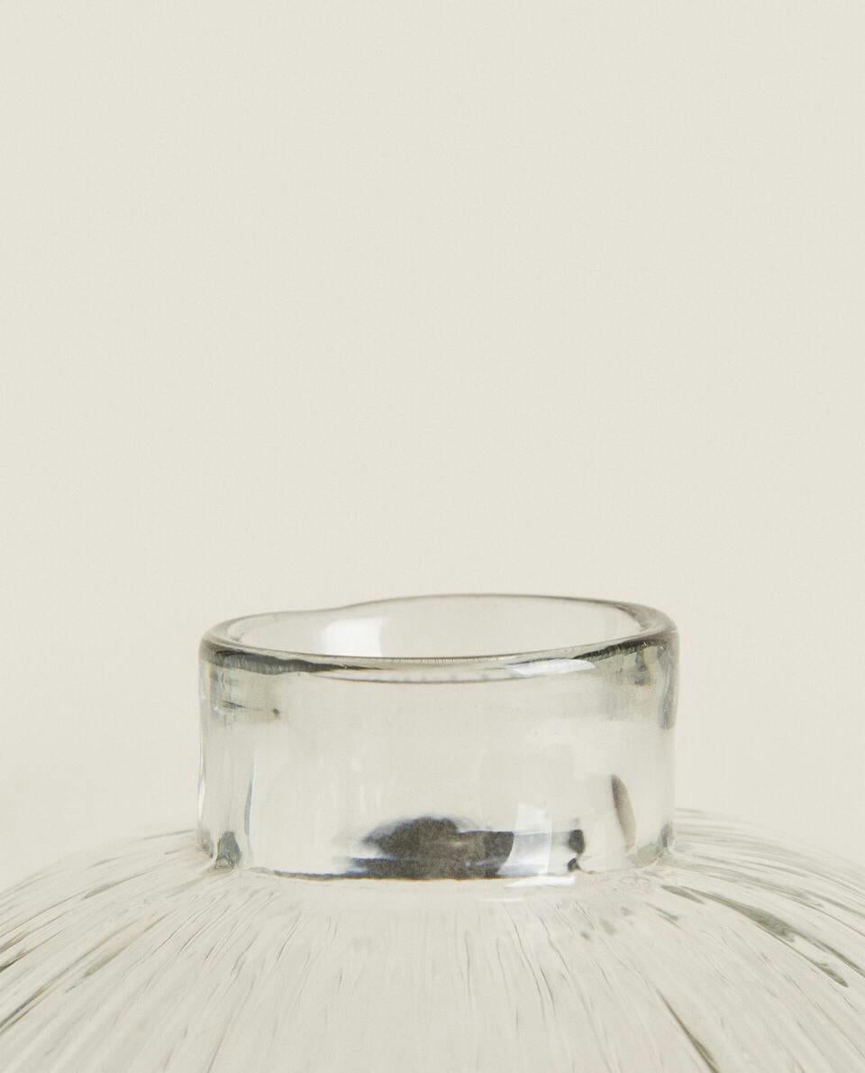 GLASS VASE WITH LINES