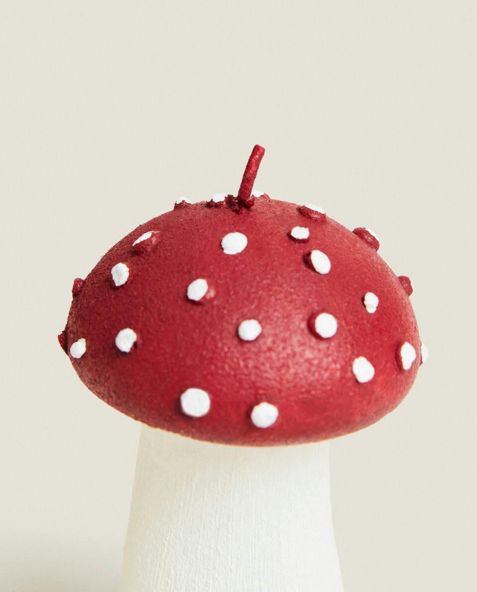 CHRISTMAS DECORATIVE MUSHROOM CANDLE