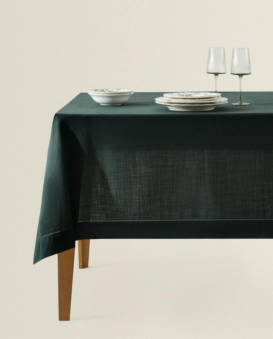 HEMSTITCHED CHRISTMAS TABLECLOTH