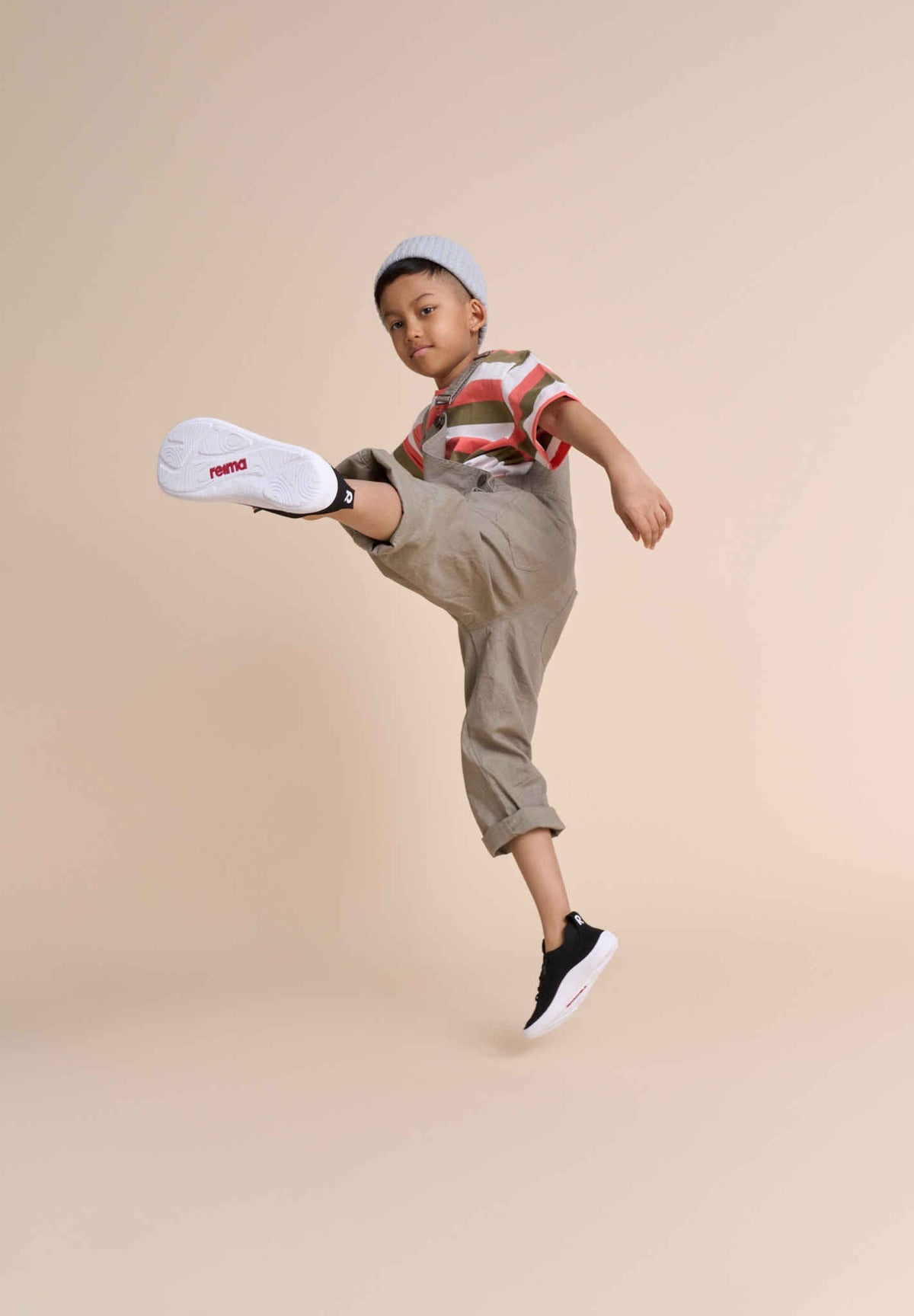 Kids' barefoot shoes Astelu
