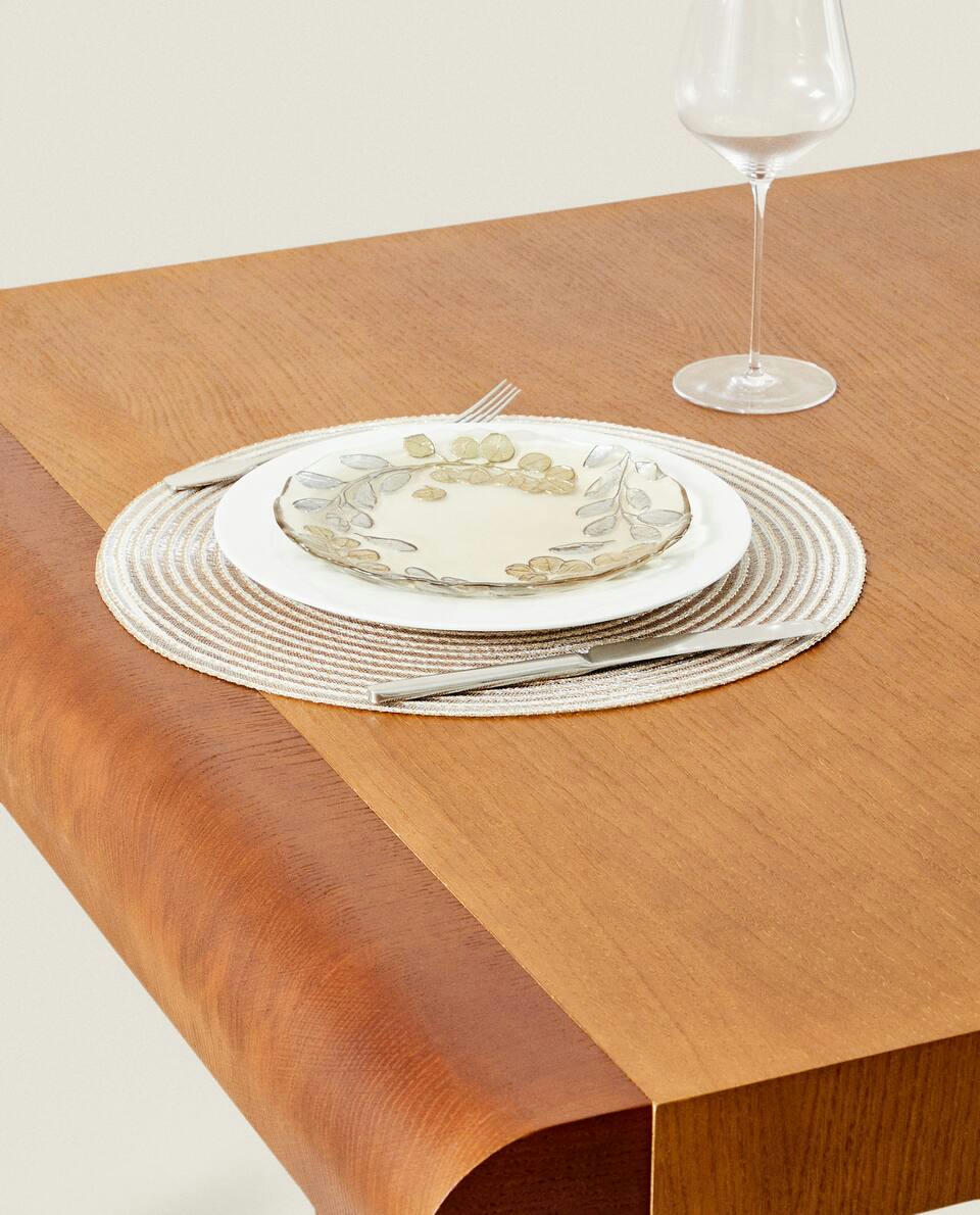 PACK OF GLITTERY CHRISTMAS SPIRAL PLACEMATS (PACK OF 2)
