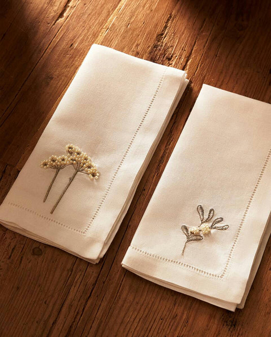 PACK OF CHRISTMAS PEARL BEAD NAPKINS (PACK OF 2)