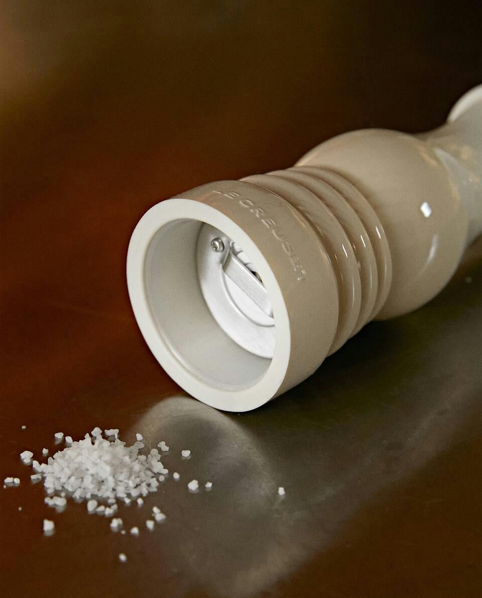 LE CREUSET LACQUERED SALT GRINDER