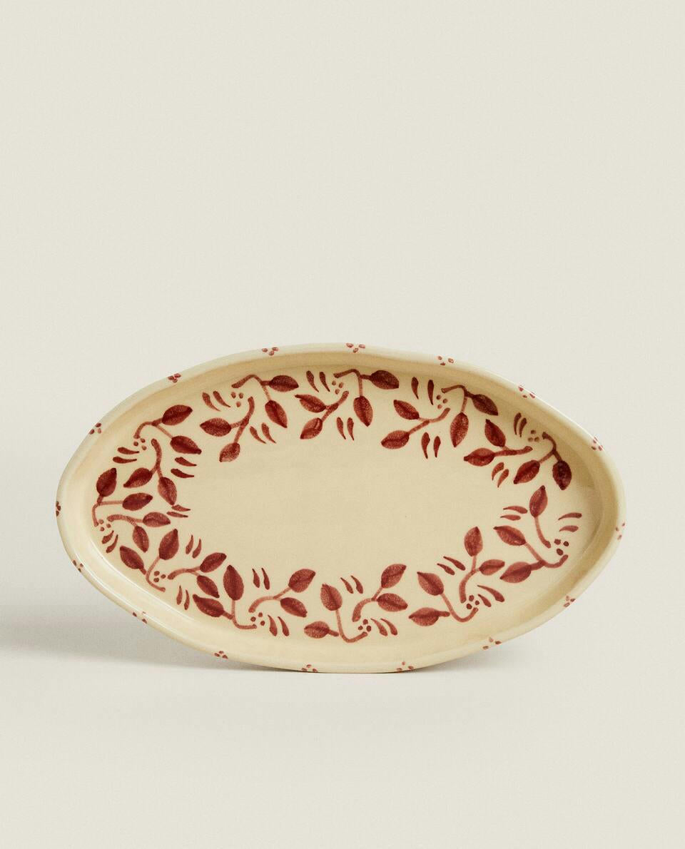 PAINTED CERAMIC CHRISTMAS TRAY