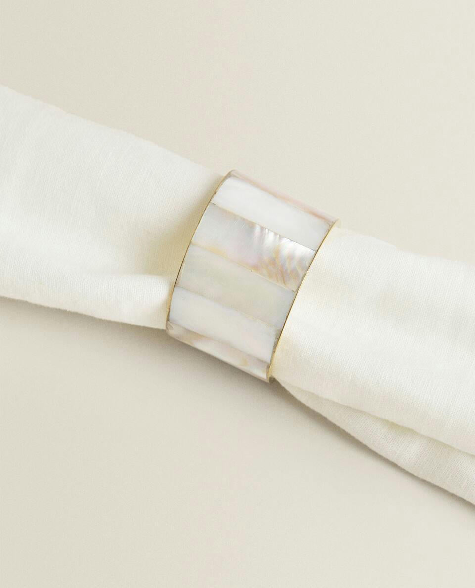 MOTHER-OF-PEARL NAPKIN RINGS (PACK OF 4)