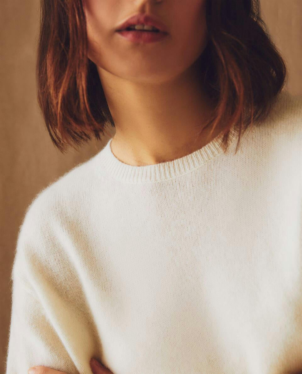 CASHMERE SWEATER