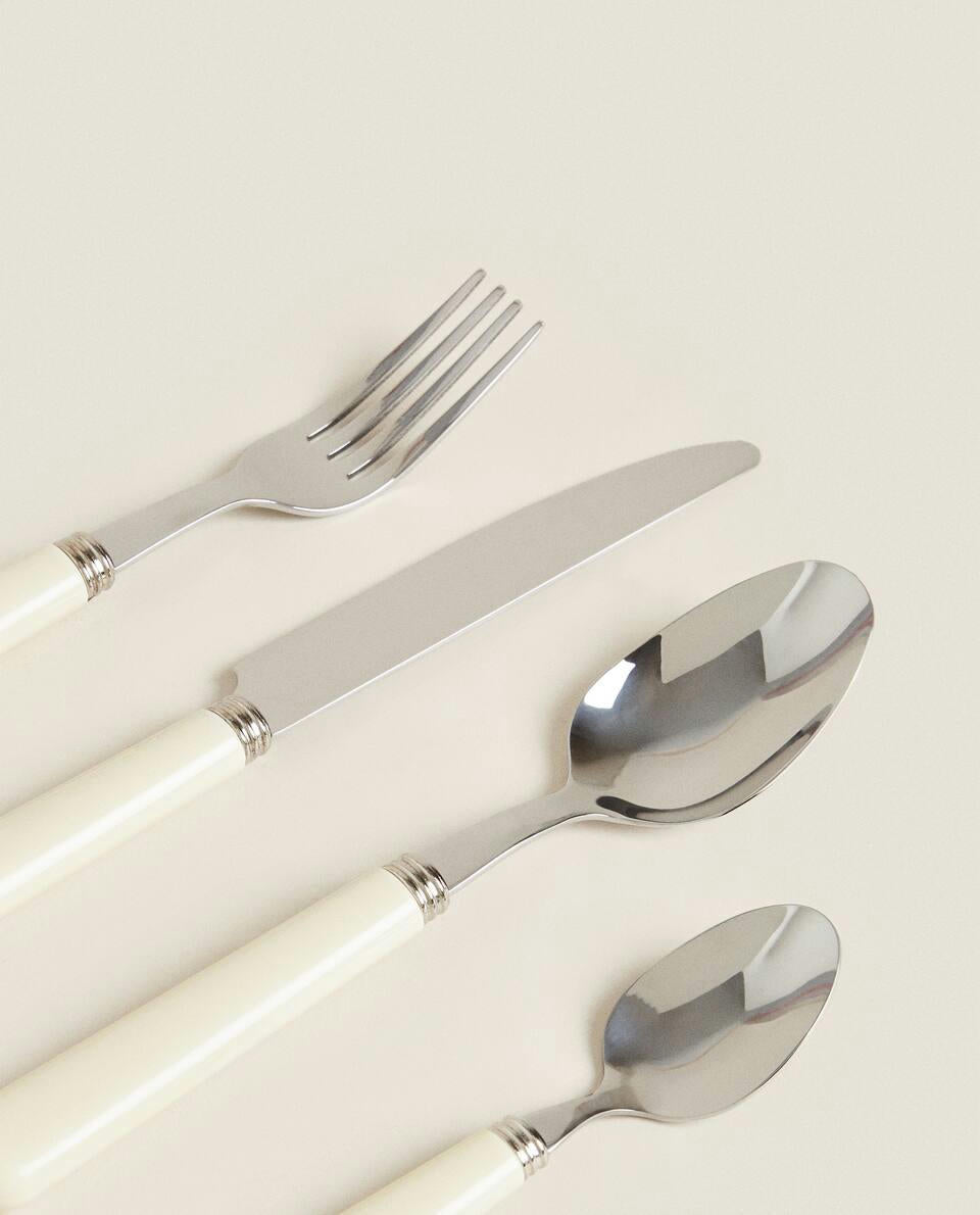 CUTLERY SET WITH HANDLE DETAIL (SET OF 4)