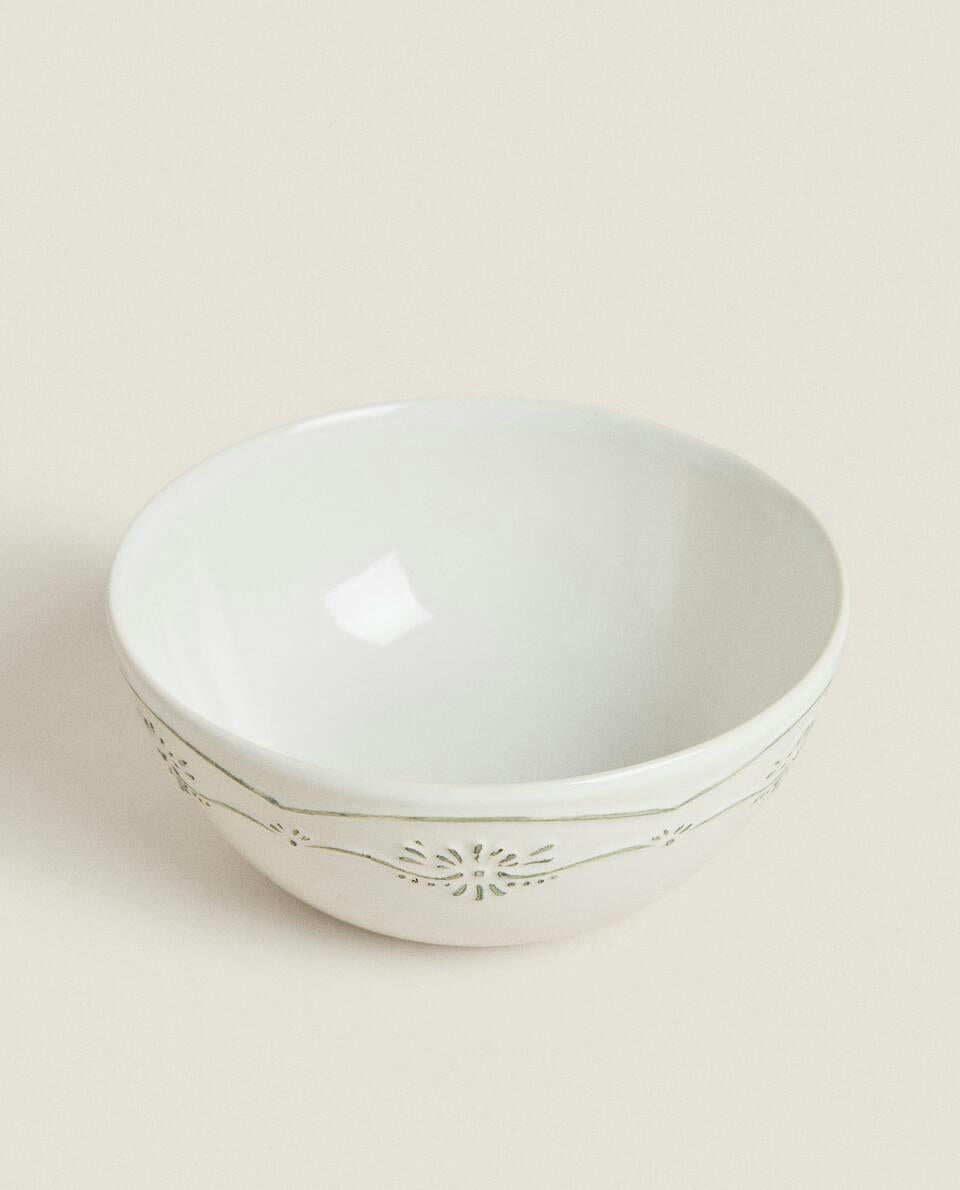 CHRISTMAS TABLEWARE SET