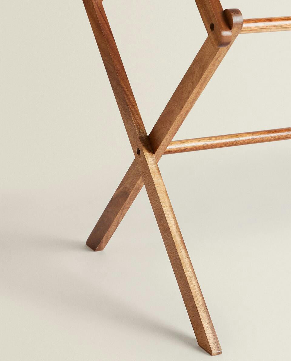 VERTICAL FOLDING WOODEN CLOTHES HORSE