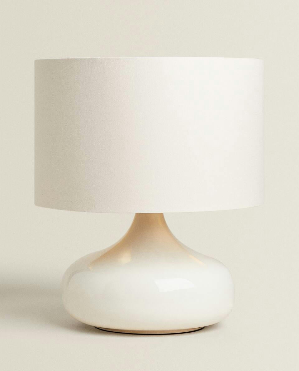 LAMP WITH CERAMIC BASE