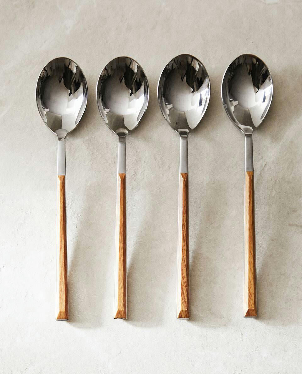 4-SPOON BOX WITH WOOD-EFFECT HANDLES