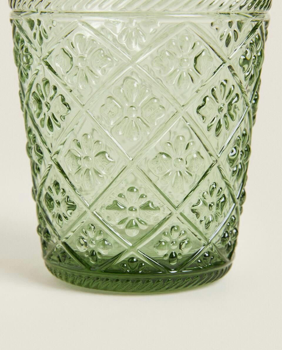 RAISED FLORAL DESIGN GLASS TUMBLER