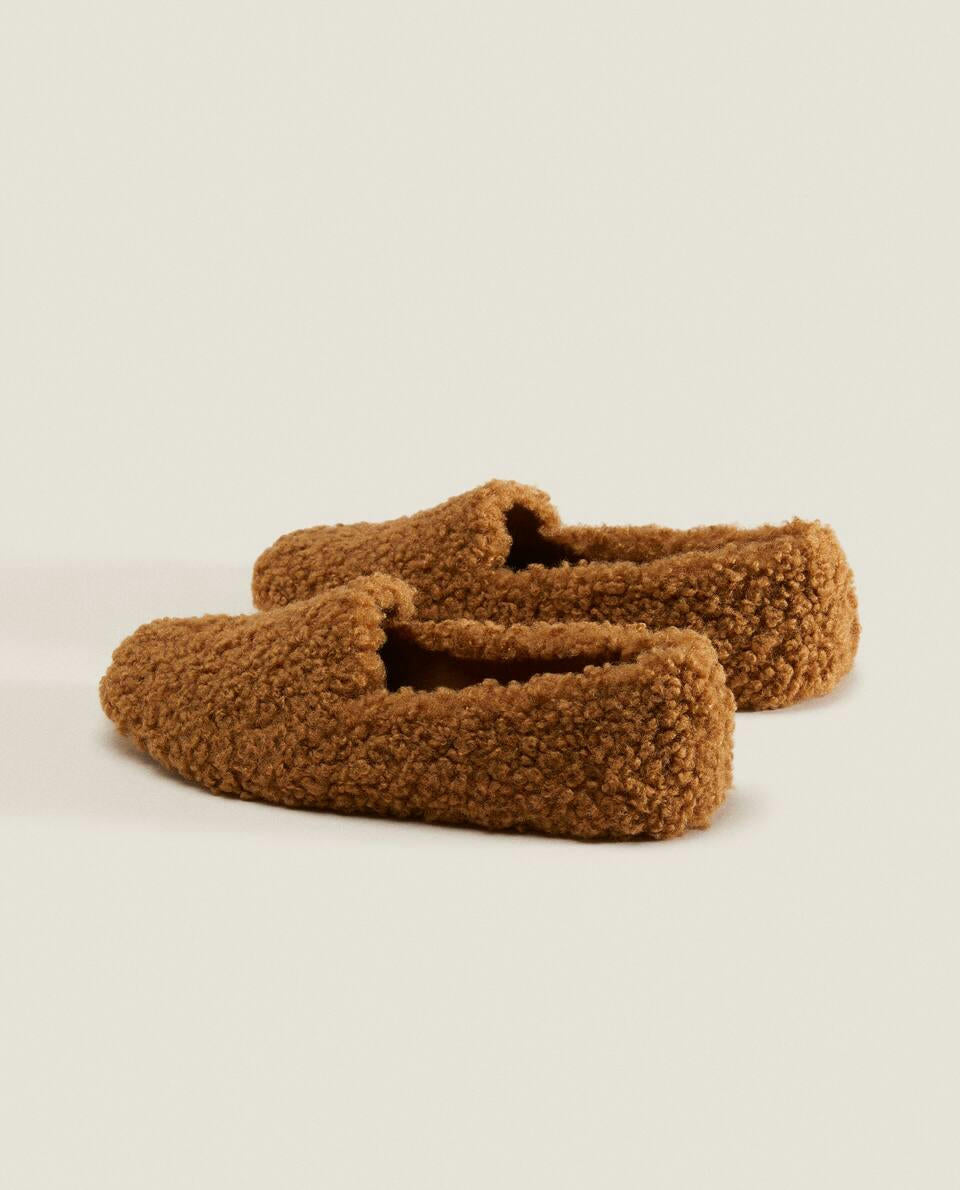 FAUX FUR SLIPPERS