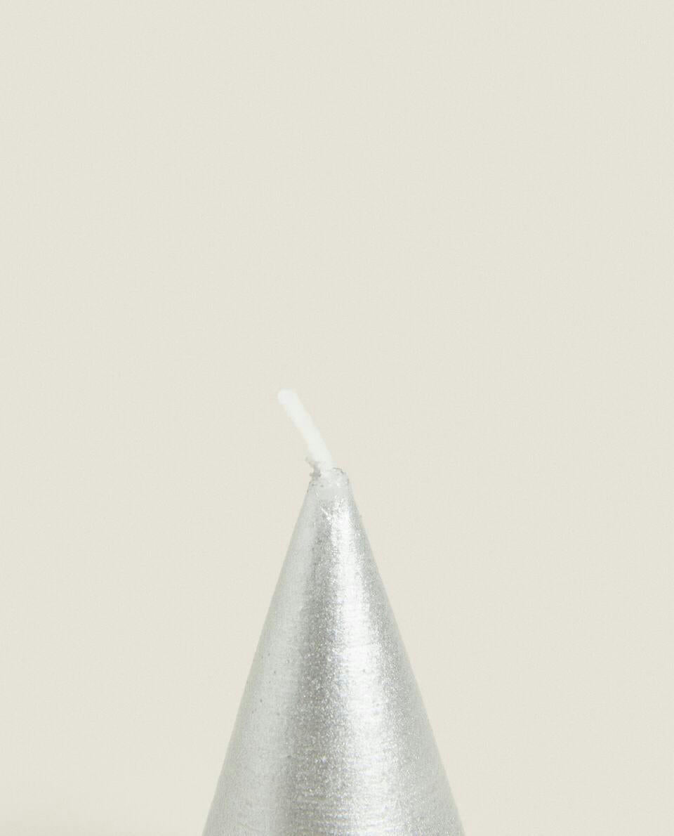 PACK OF DECORATIVE CHRISTMAS CONE CANDLES (PACK OF 6)