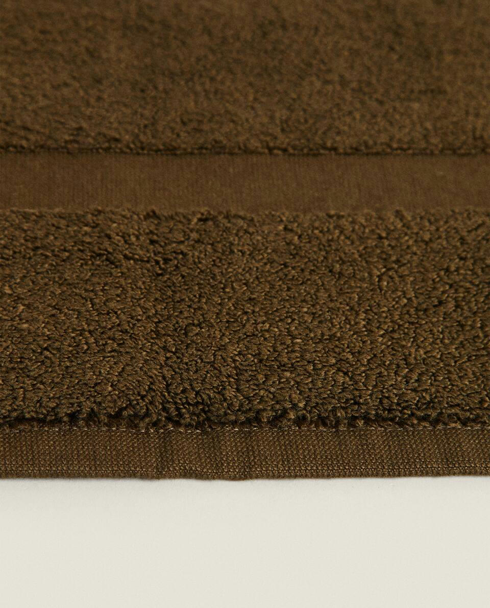 EXTRA-SOFT BATH MAT