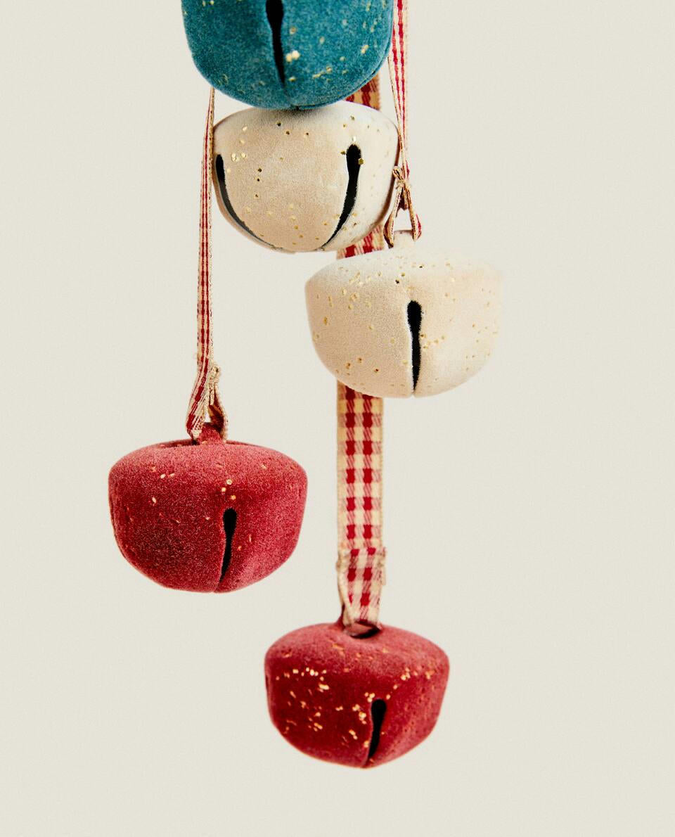 SLEIGH BELL CASCADE CHRISTMAS DECORATION