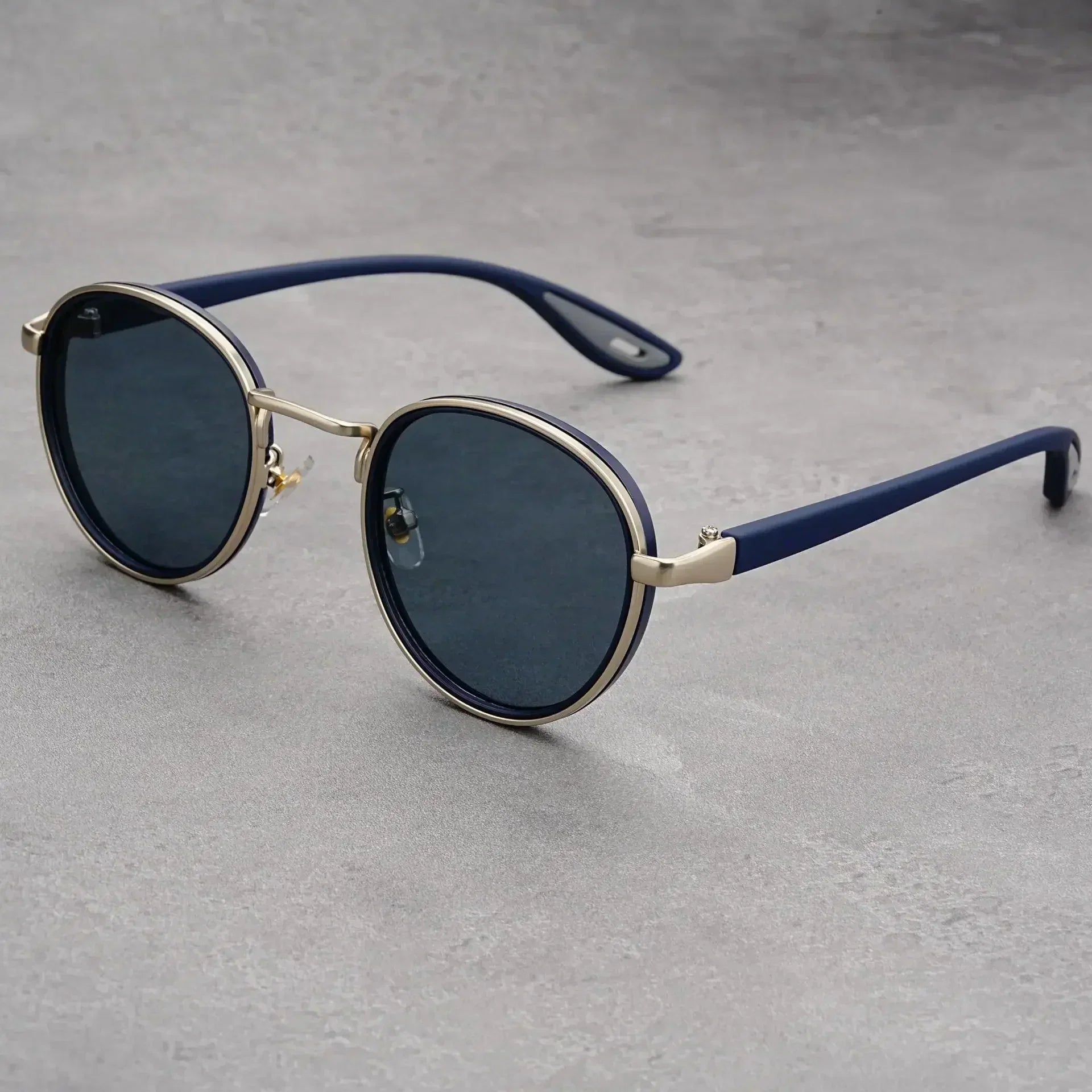Metal Rim Round-Lens Sunglasses