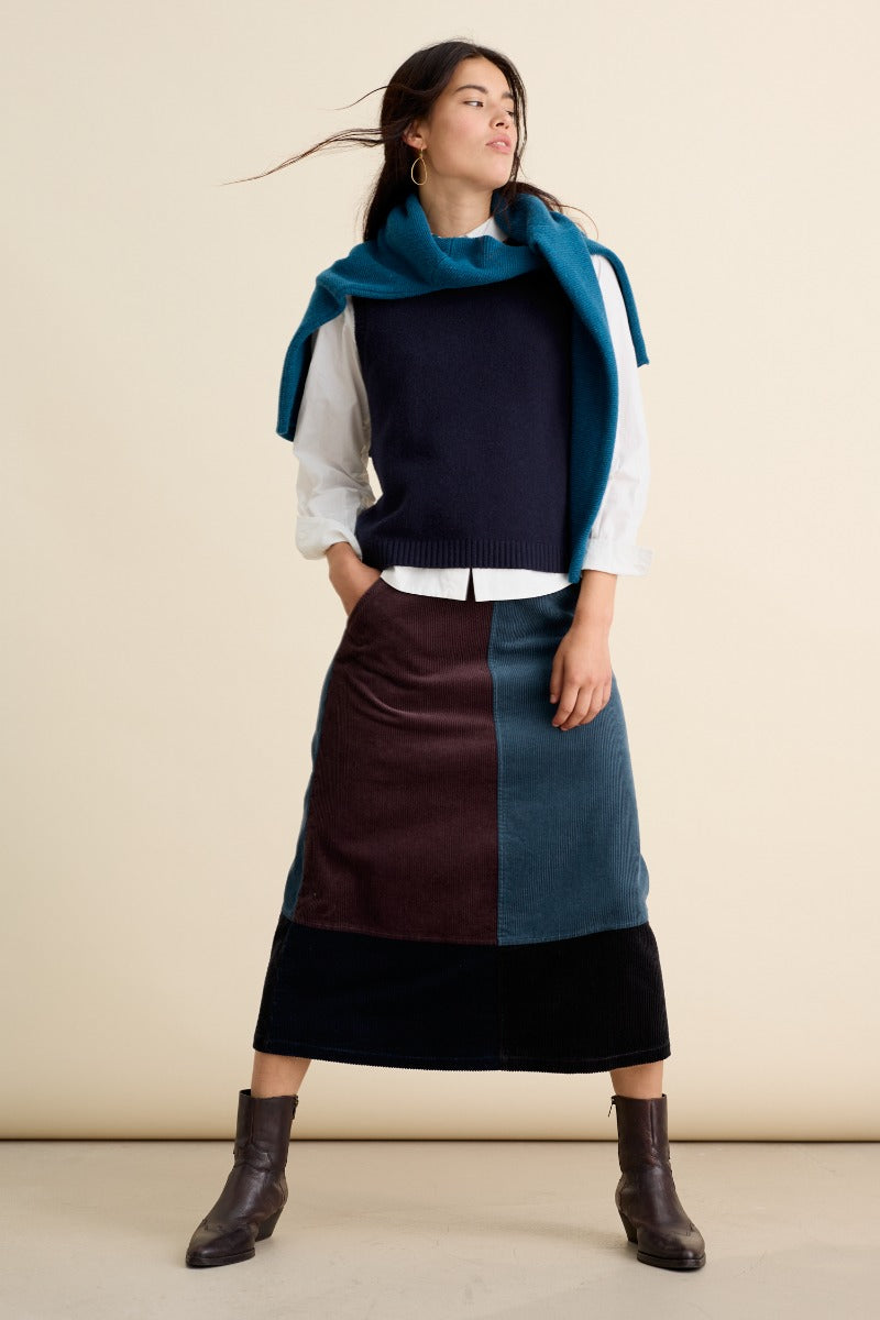 Circular Window Wren Skirt