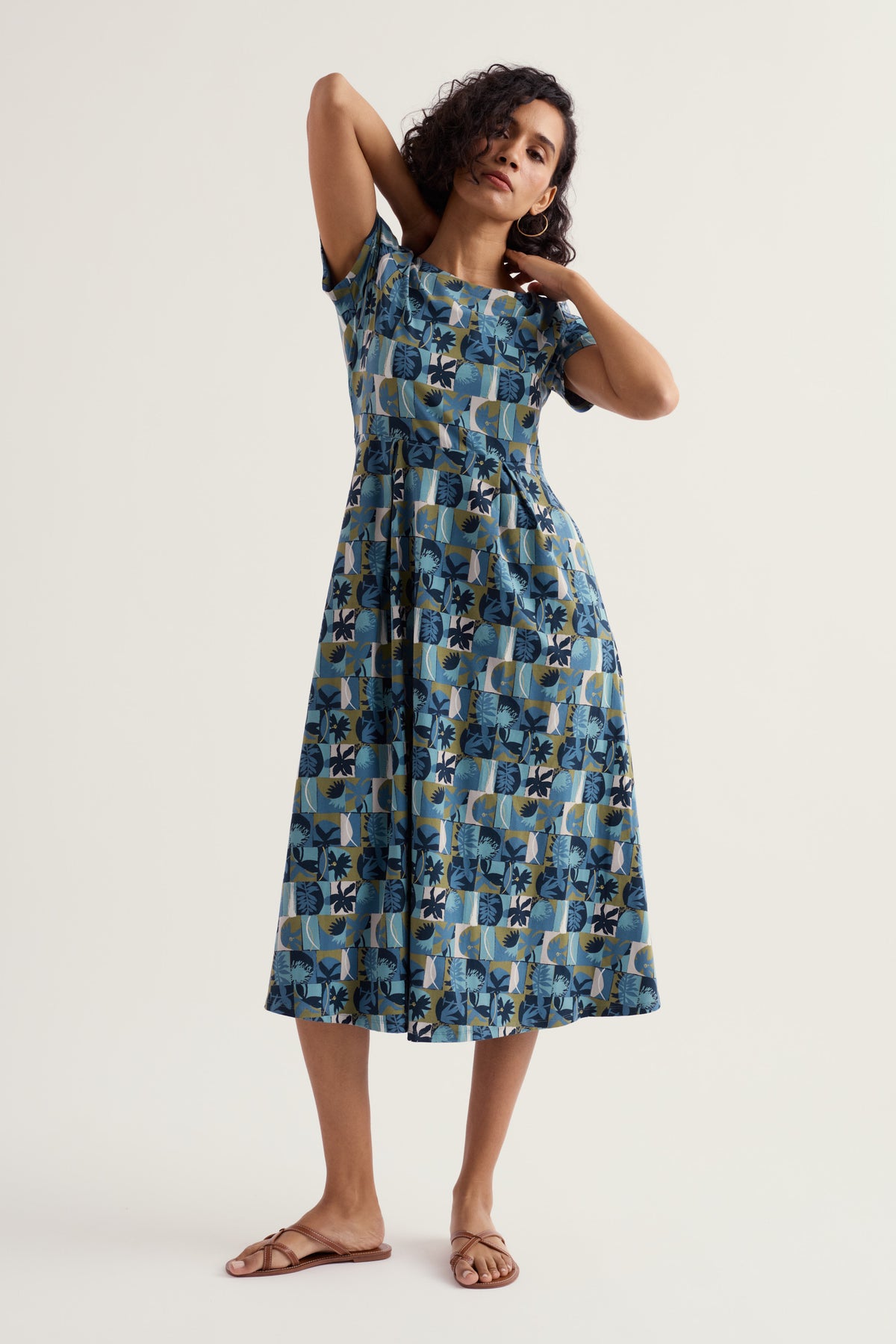 Veronica Short Sleeve Midi Dress in GOTS-Certified Organic Cotton