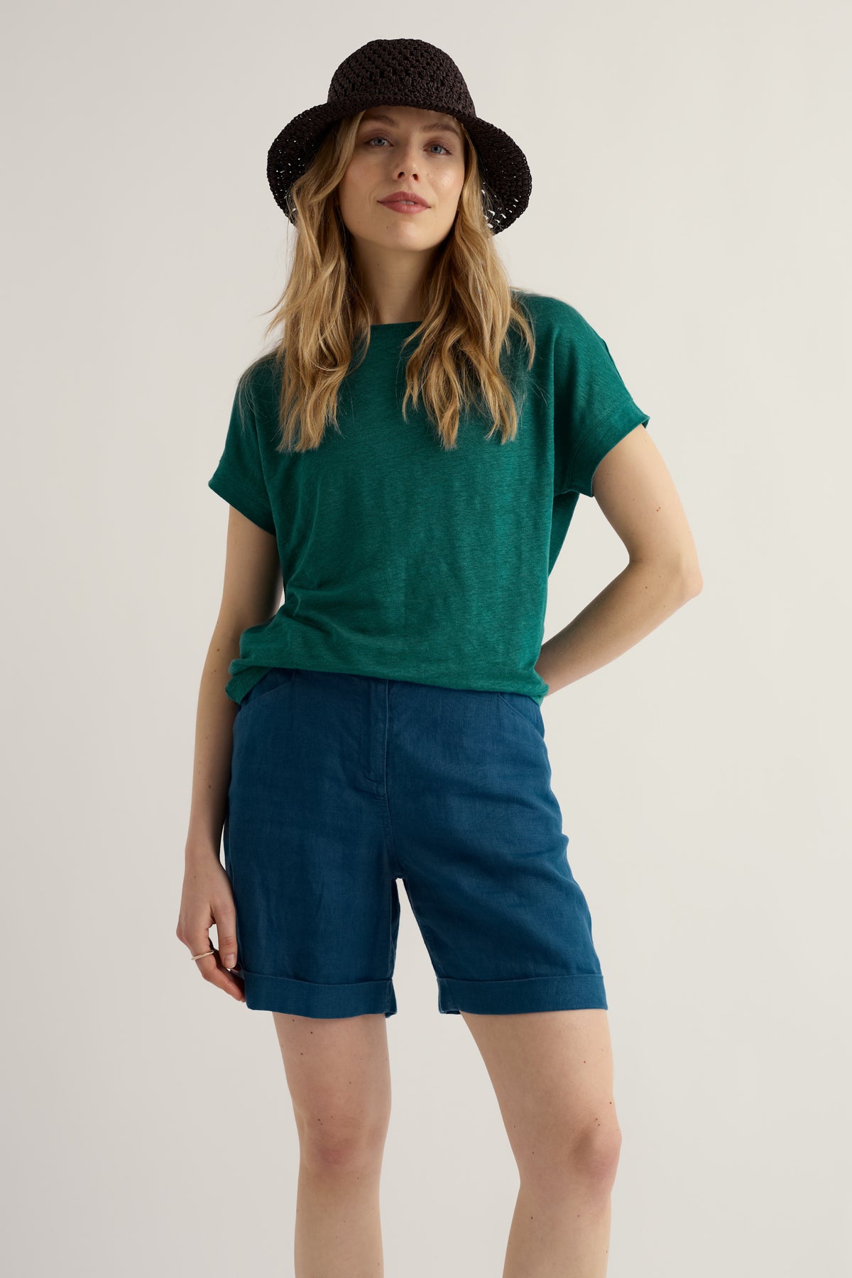 Carn Cove Linen T-Shirt