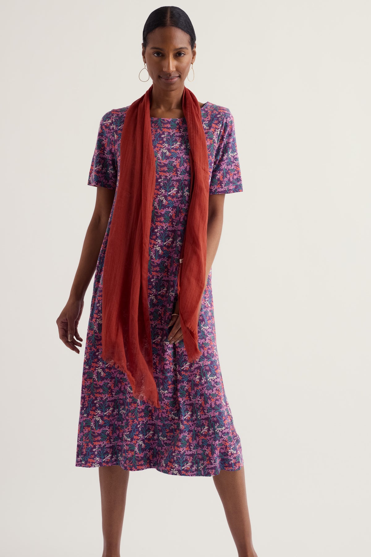 Short-sleeved Pipers Dress
