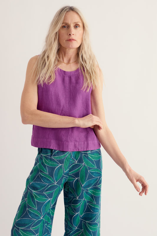Lighthouse Station Linen Vest