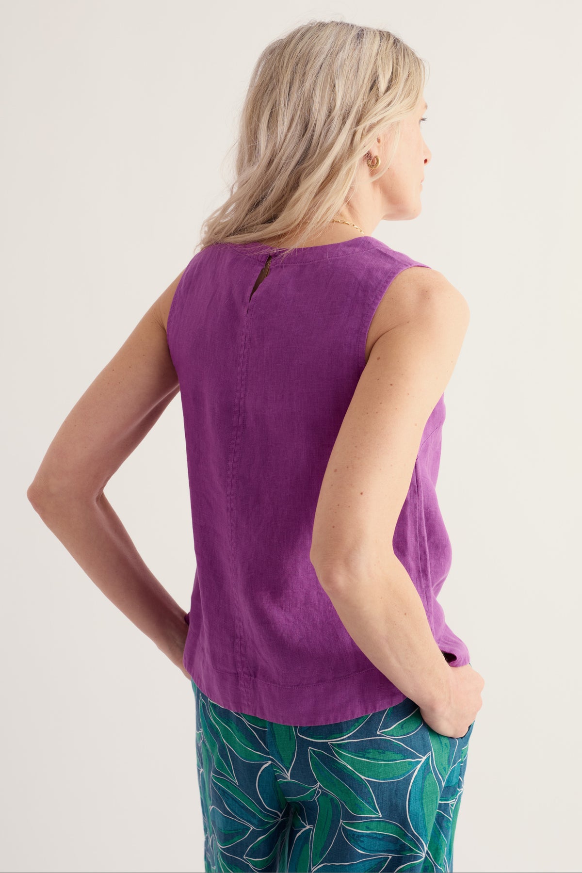Lighthouse Station Linen Vest