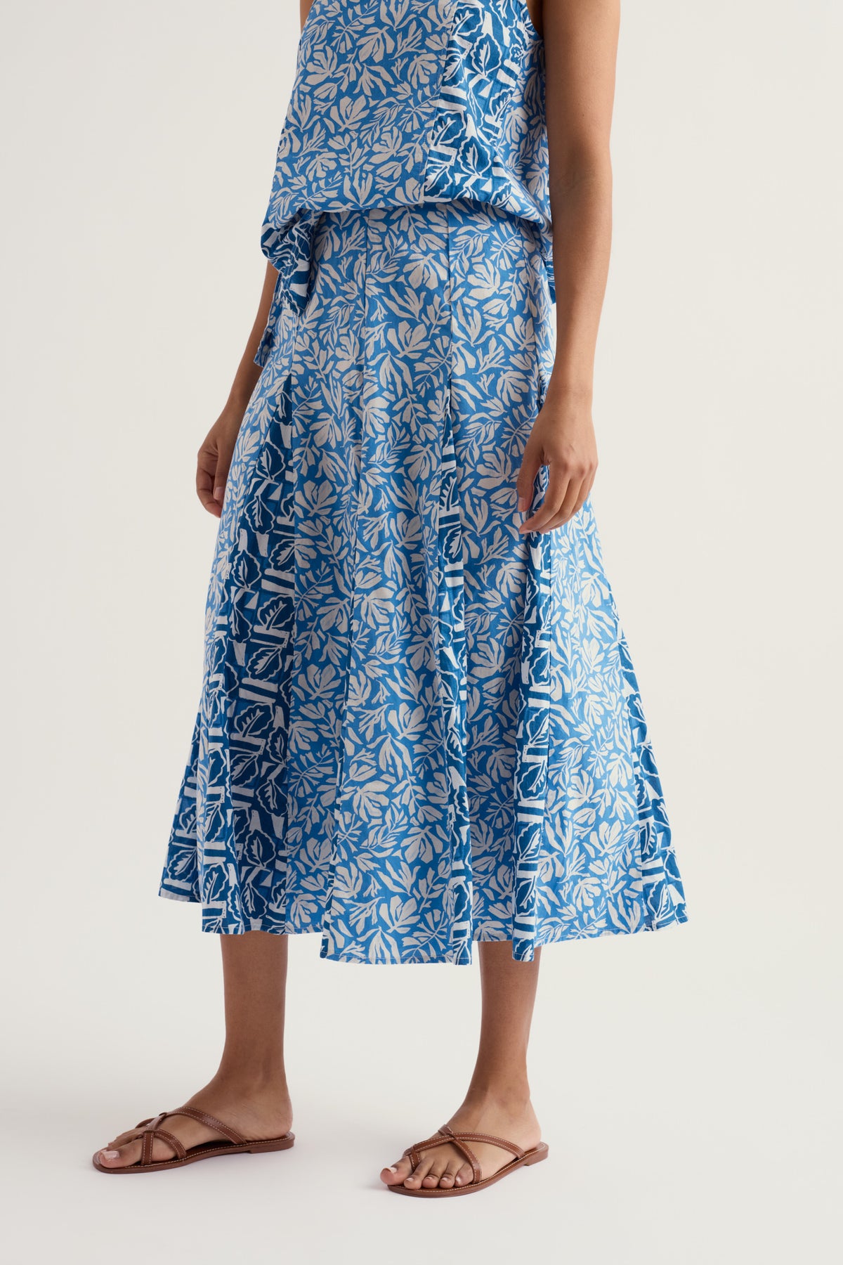 Circular Chamomile Skirt