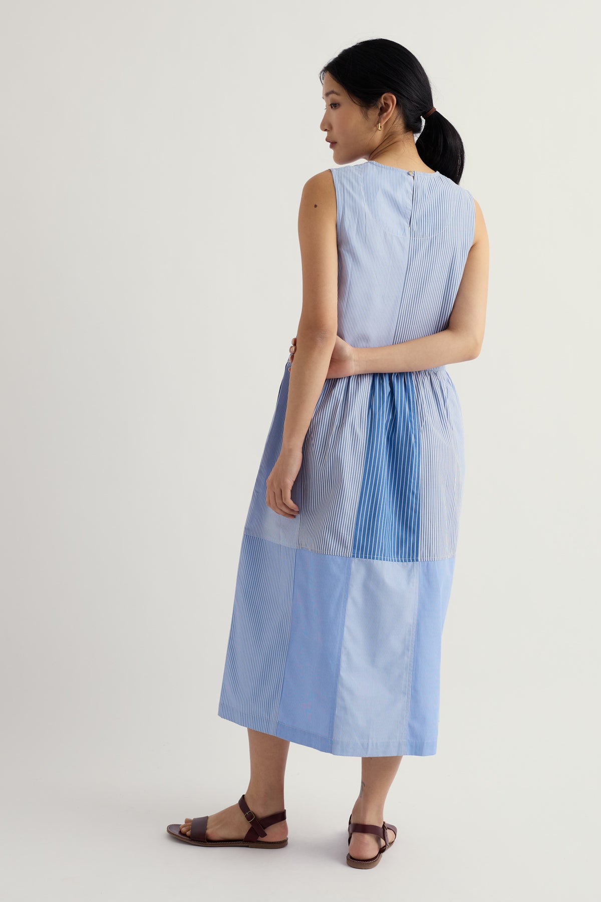 Beyond Retro Sleeveless Brouse Dress